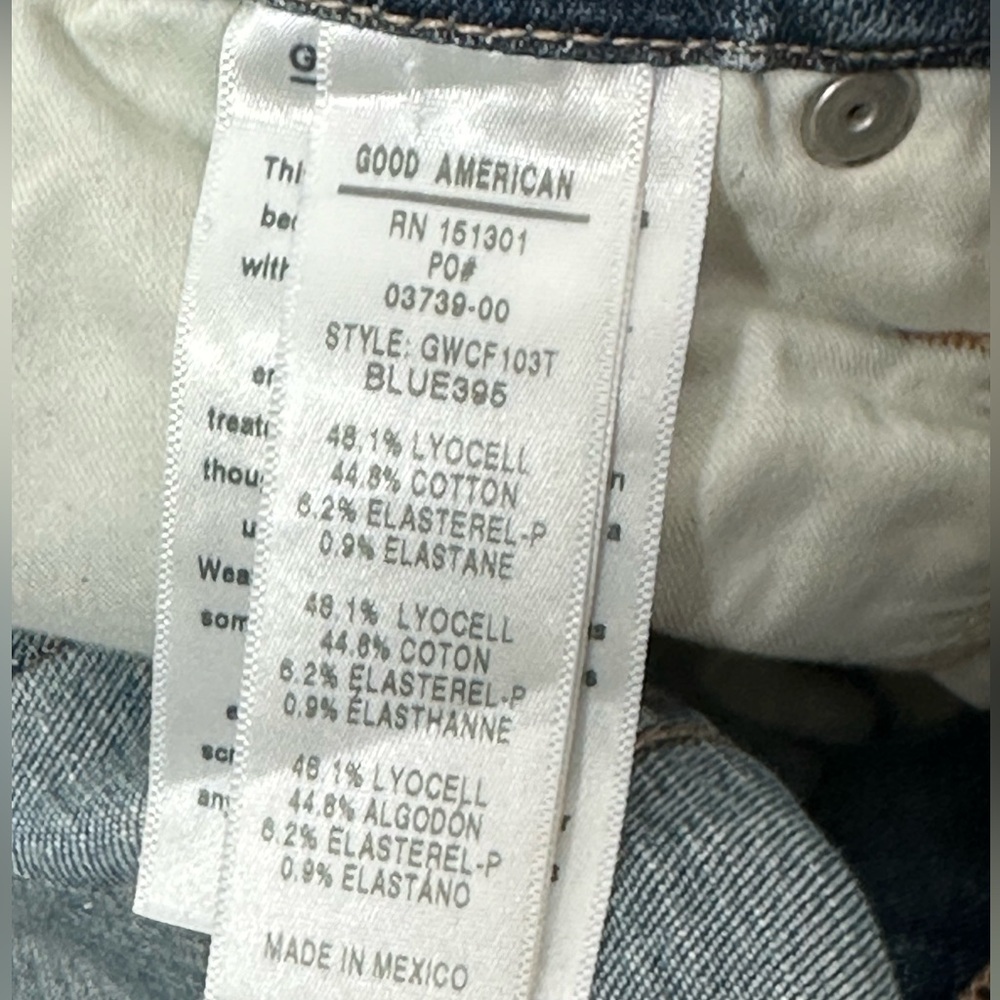 Good American Good Waist Crop Frayed Hem Jeans Size: 18 - Picture 8 of 8